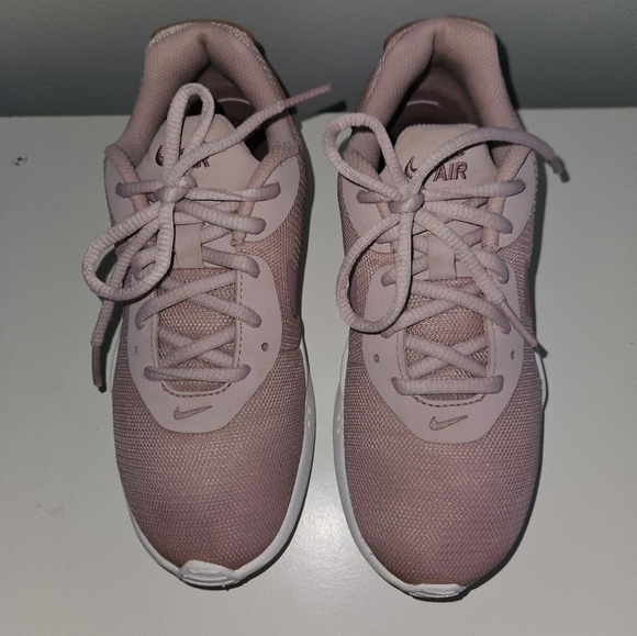 Nike Air Max Oketo Pink Athletic Shoes - Size 6 🩷 - Picture 4 of 10